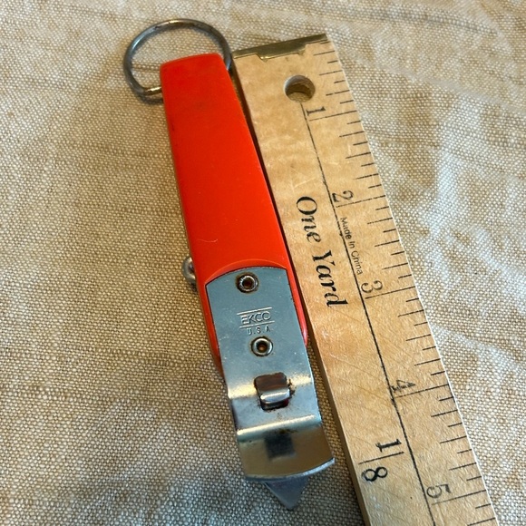 Vintage Ekco Can And Bottle Opener Retractable Corkscrew Made In USA Keyring - Picture 2 of 6